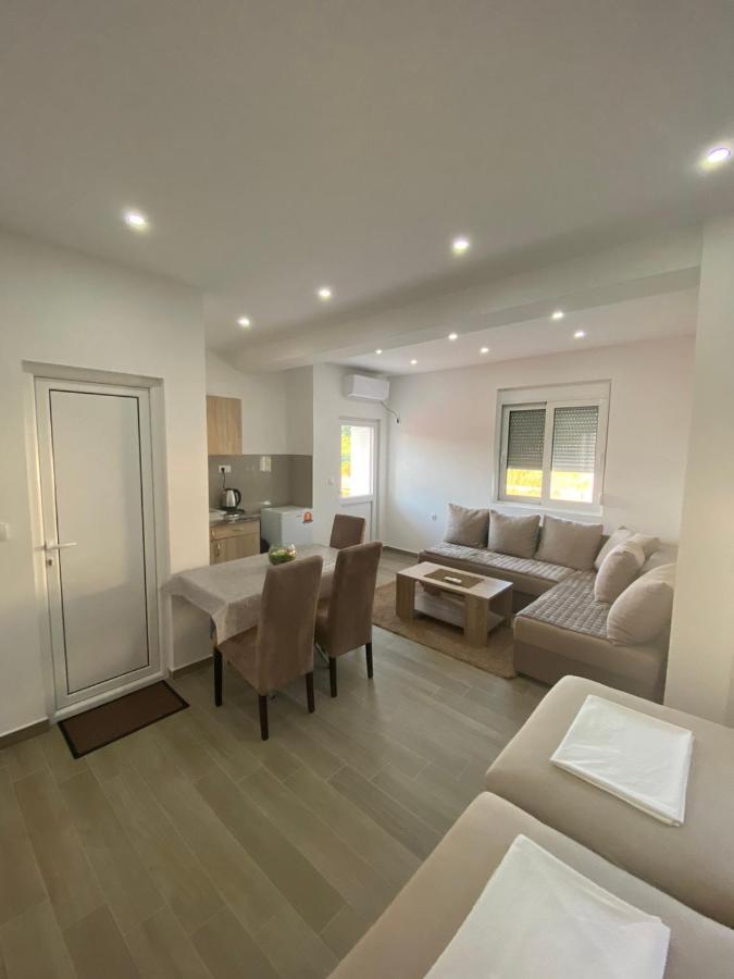 Gjoni Apartments Ulcinj Værelse billede