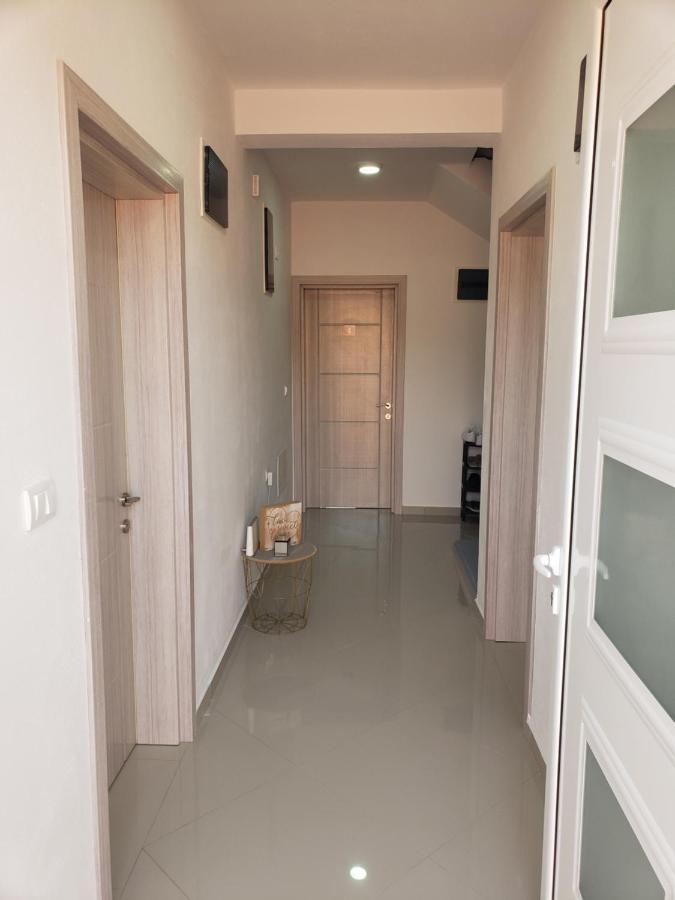 Gjoni Apartments Ulcinj Eksteriør billede